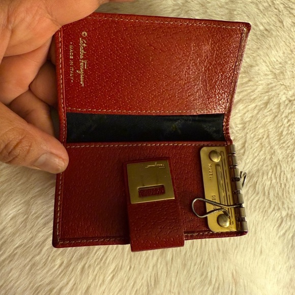 SALVATORE FERRAGAMO Leather Key Case with 2 key holder Red - Picture 3 of 7